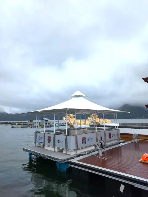 Perahu Wisata/ Katamaran tipe Sentani — foto 1