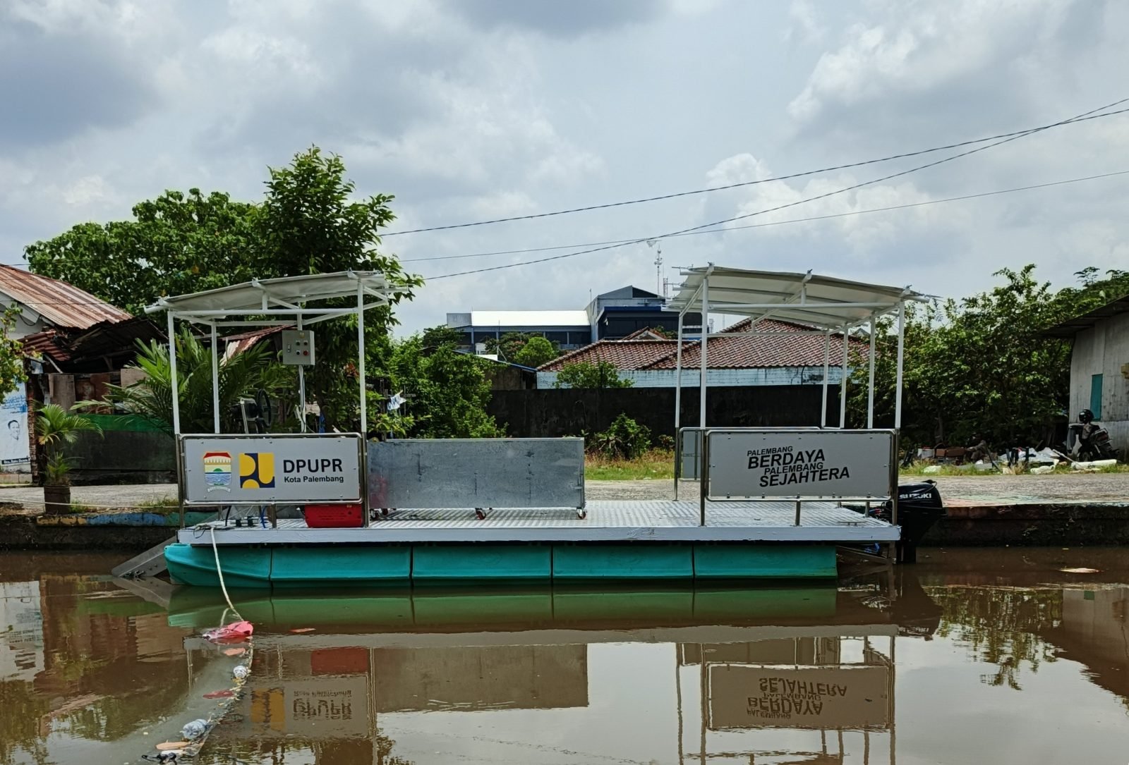 Floating Trash Collector Palembang